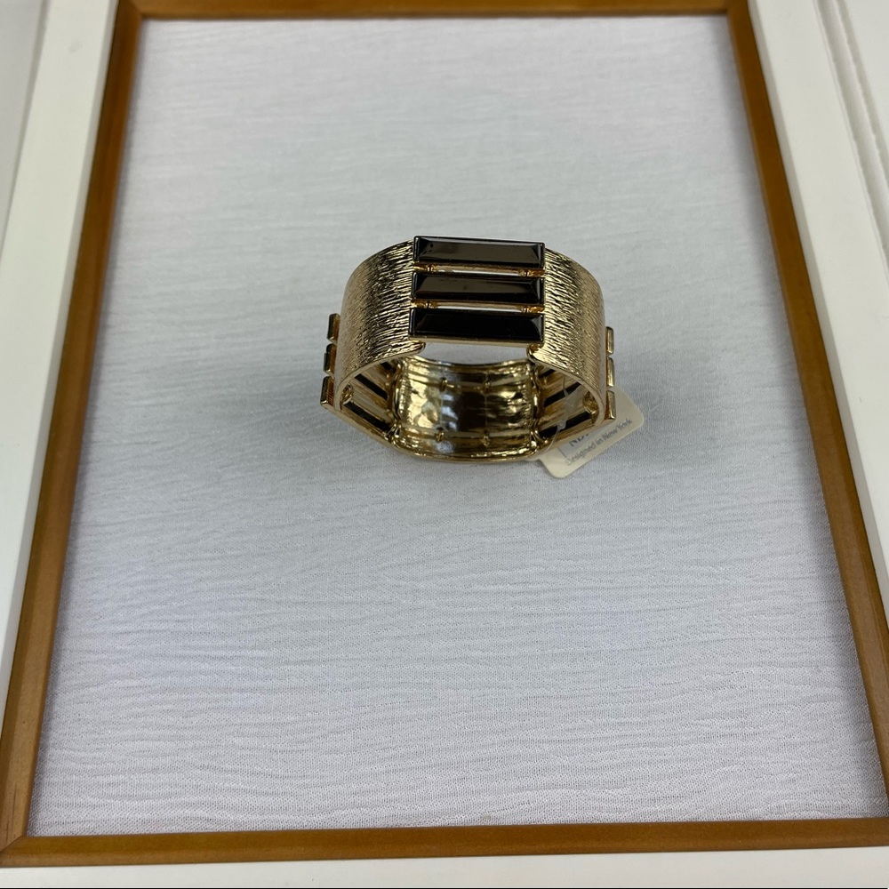 Gold and Black Hematite Bracelet - Picture 3 of 9